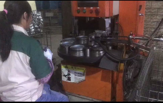 खरीदें आईएसओ अनुकूलित फ़िल्टर कच्चे माल वोल्टेज रंग विकल्प उपलब्ध ऑनलाइन निर्माण